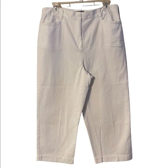 Karen Scott Woman’s White Cropped pant - Picture 1 of 5